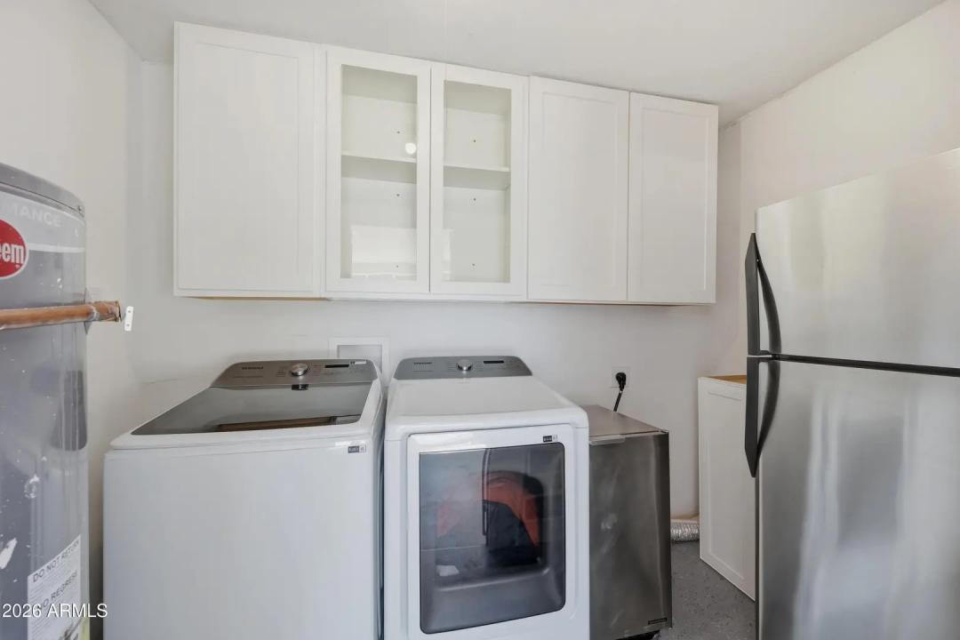 Real Estate Picture 23