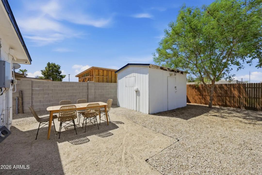 Real Estate Picture 27
