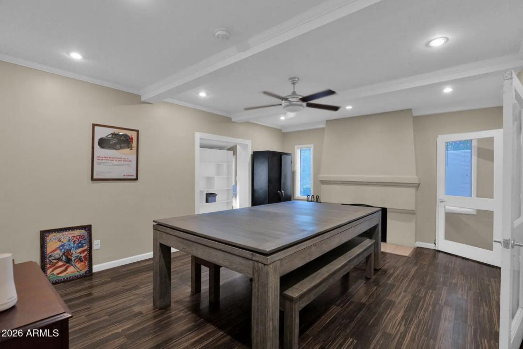 Real Estate Picture 16