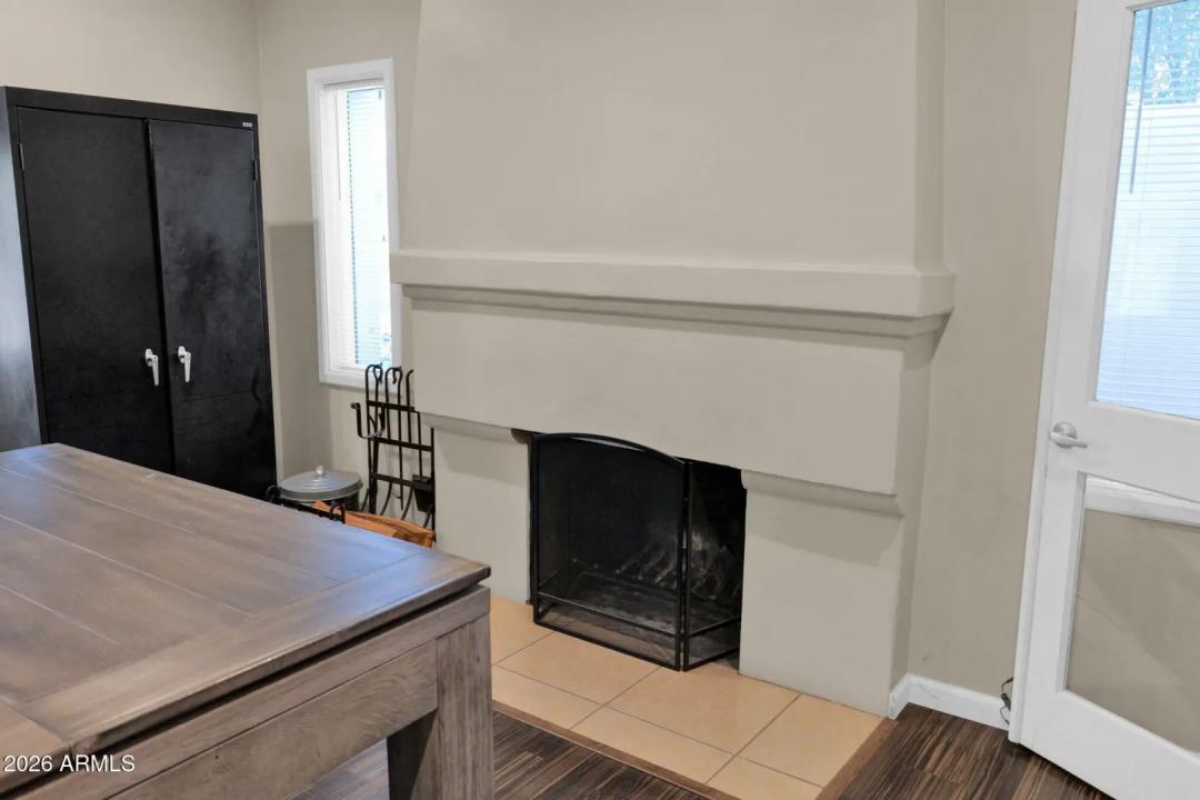 Real Estate Picture 17
