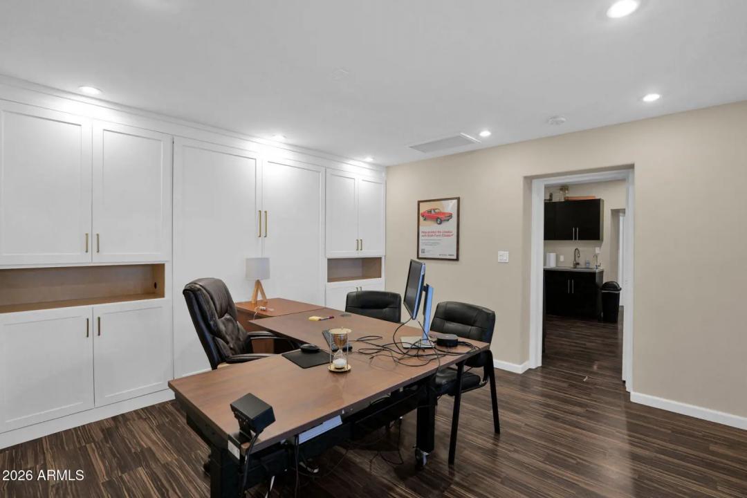Real Estate Picture 26