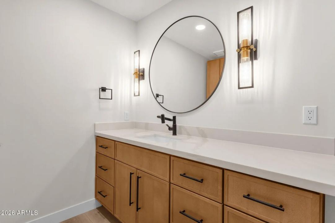 Real Estate Picture 31