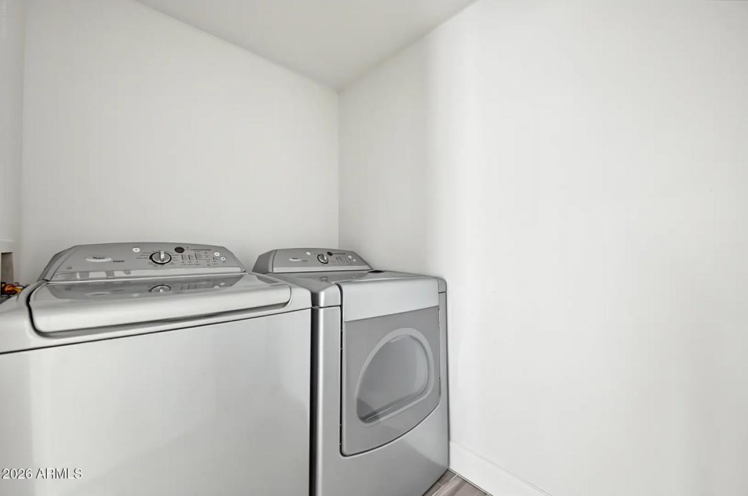 Real Estate Picture 21