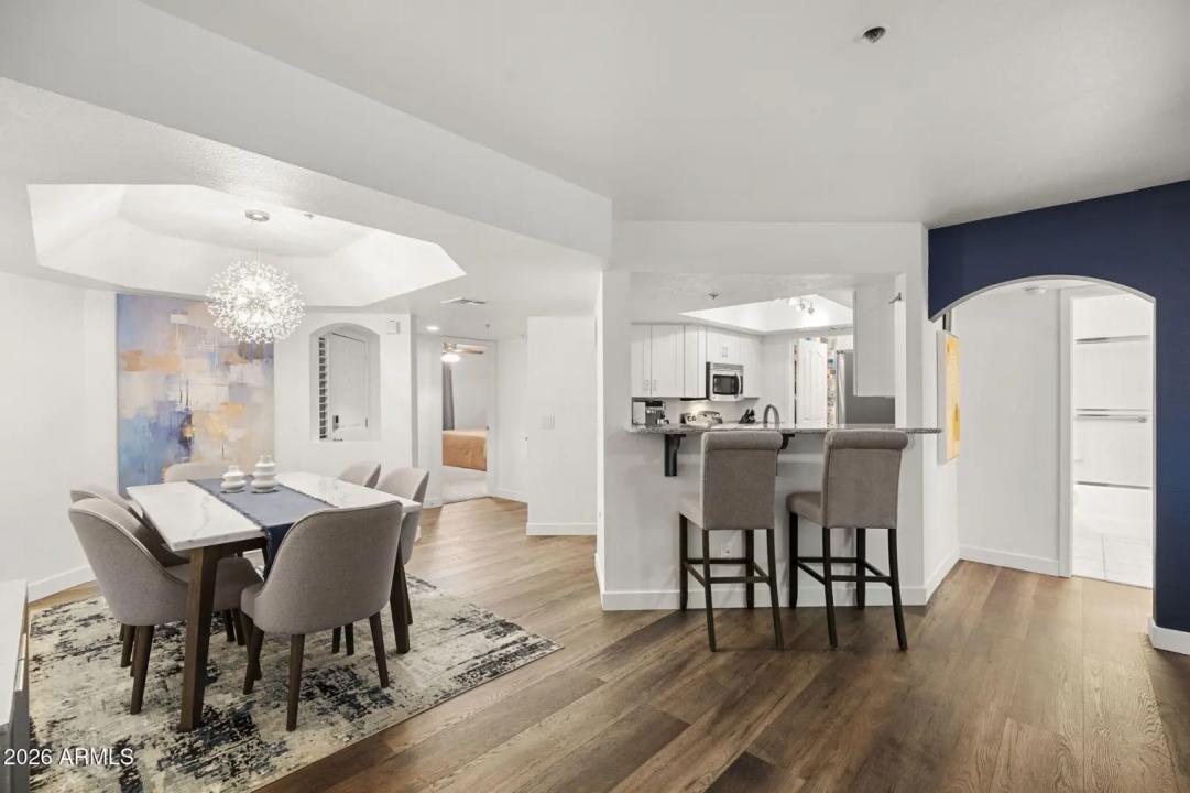 Real Estate Picture 15