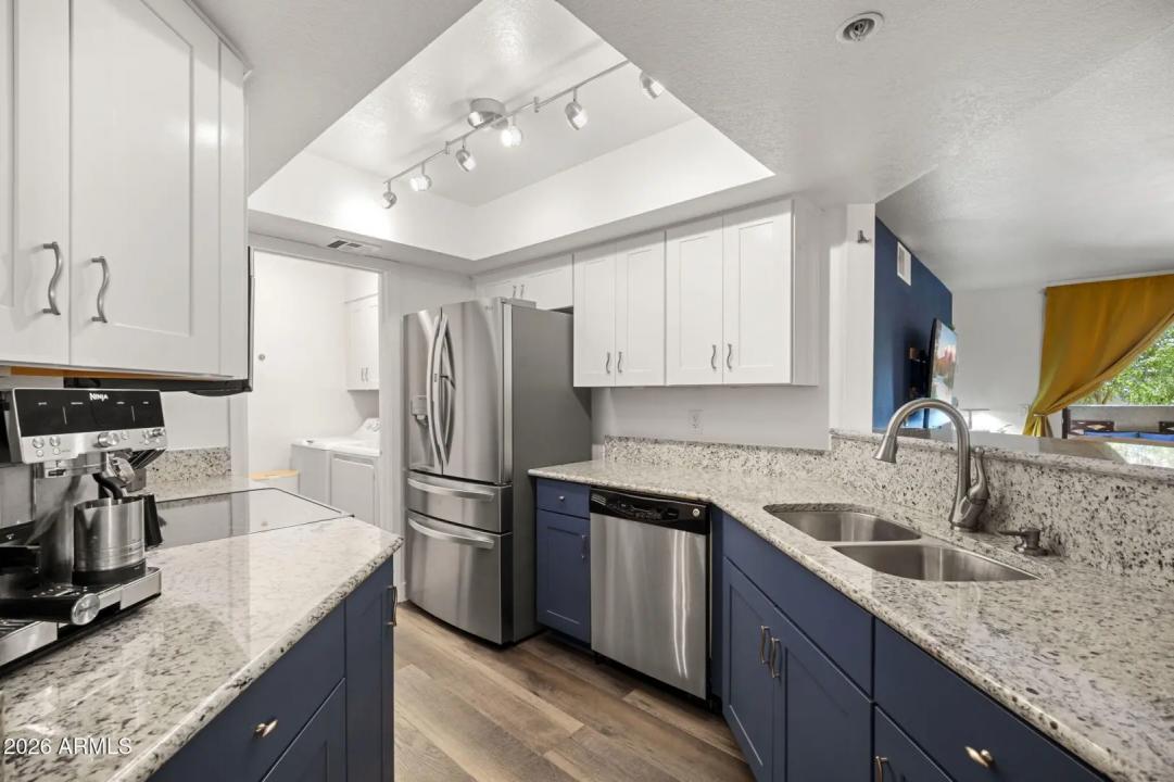 Real Estate Picture 19