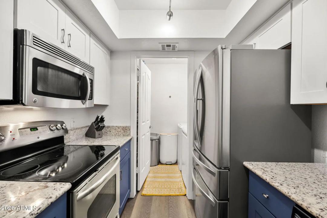 Real Estate Picture 20