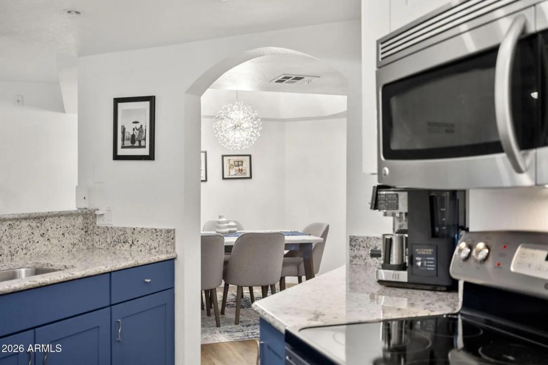 Real Estate Picture 22