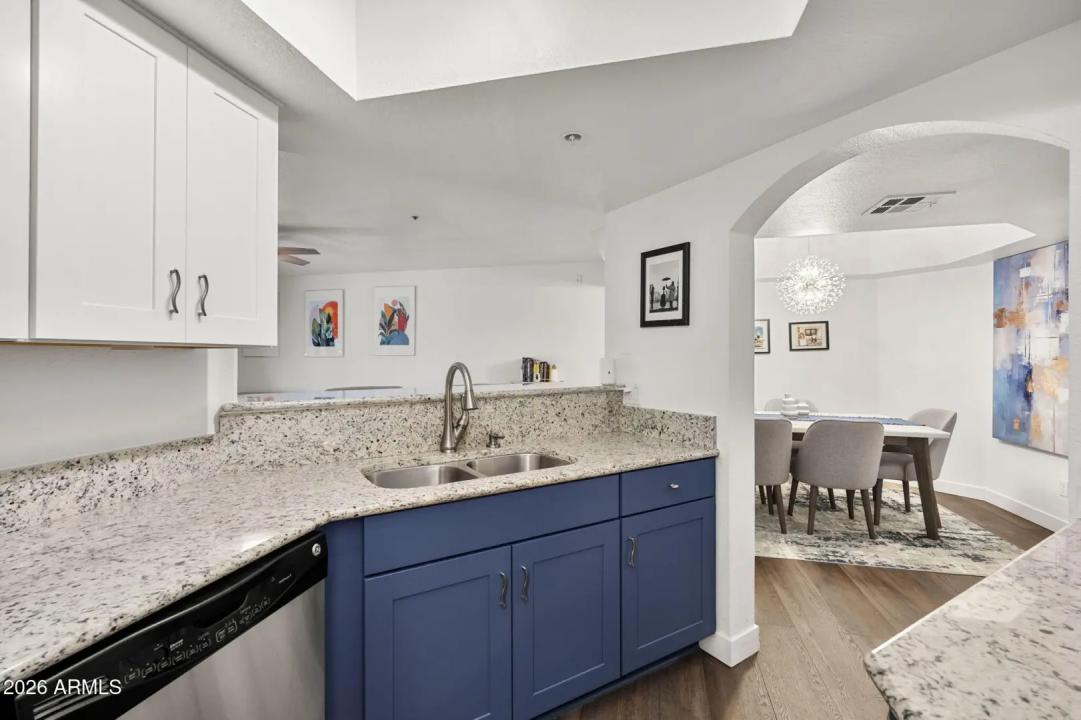 Real Estate Picture 23