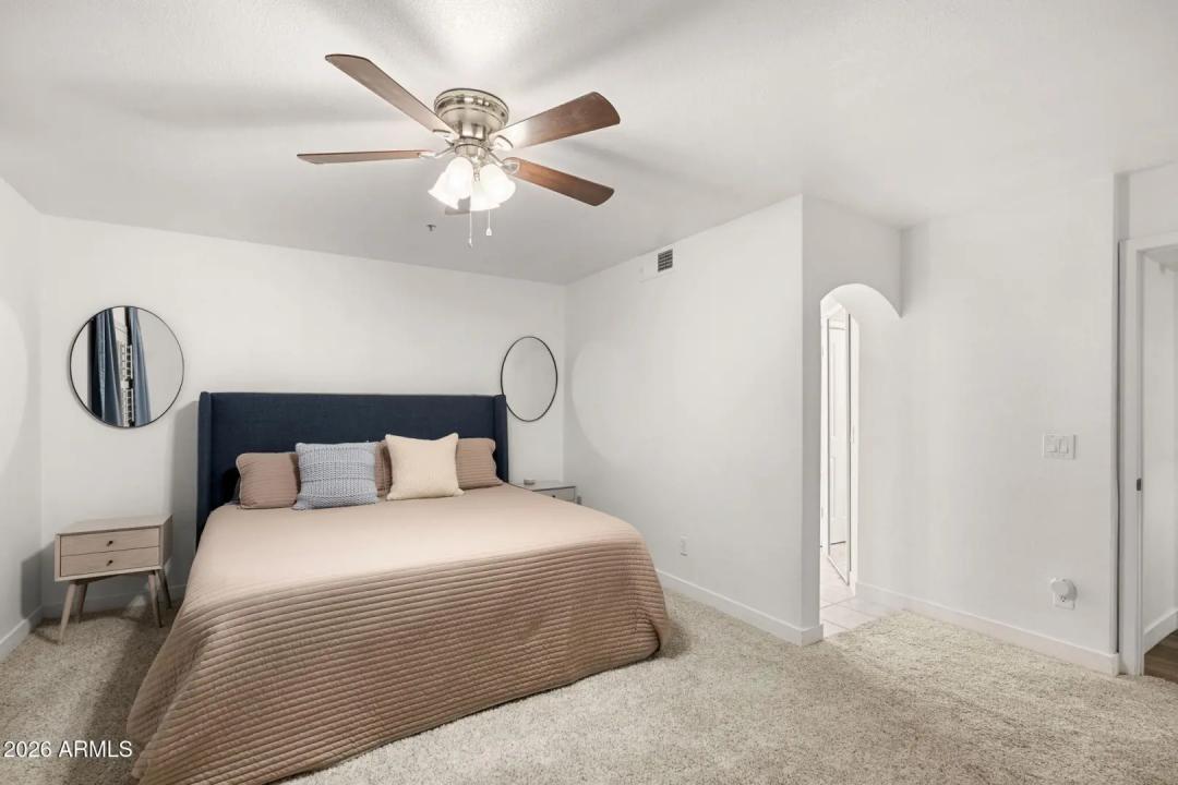Real Estate Picture 25