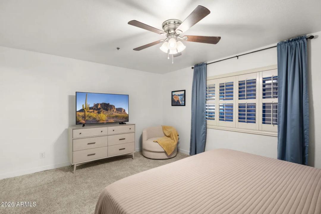 Real Estate Picture 28