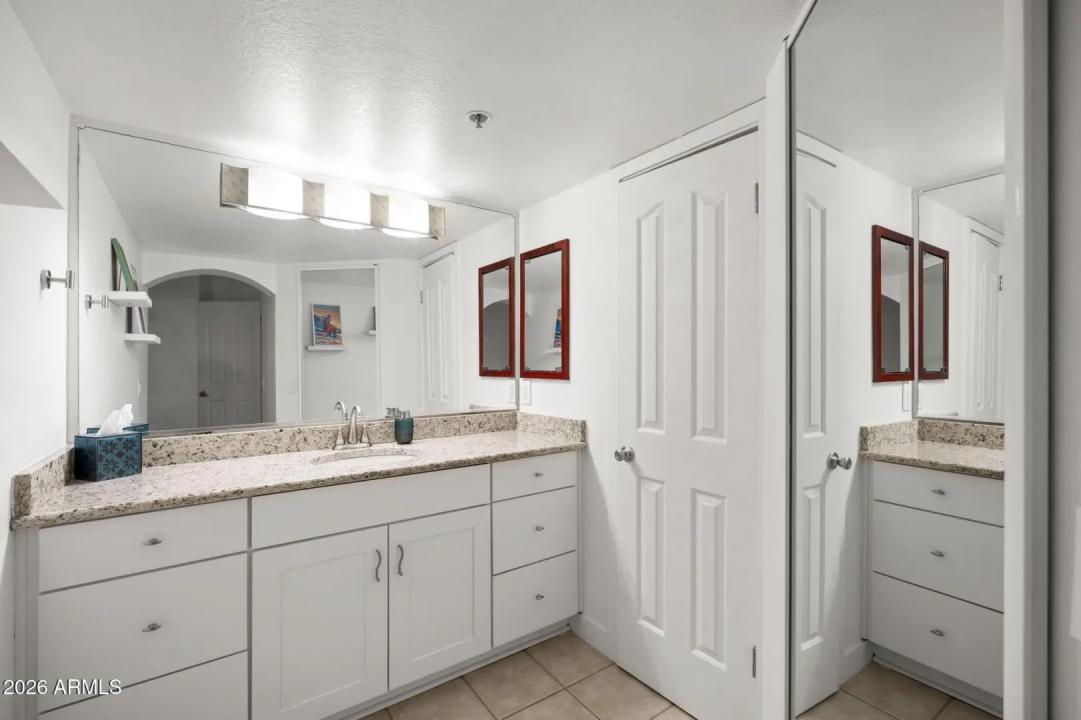 Real Estate Picture 29