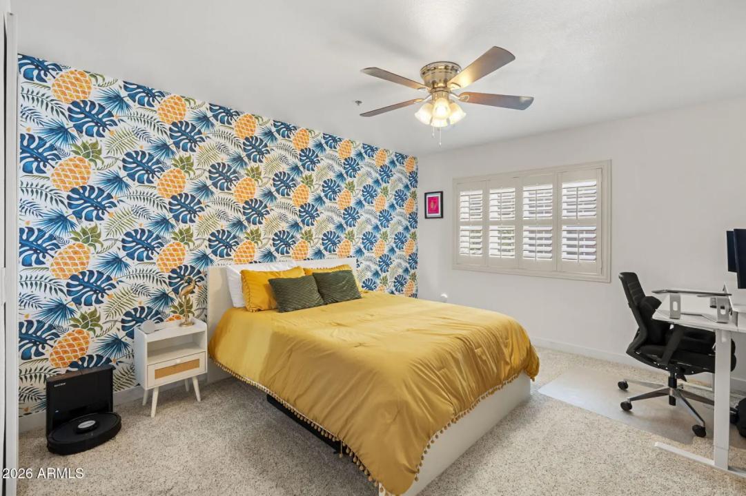 Real Estate Picture 33