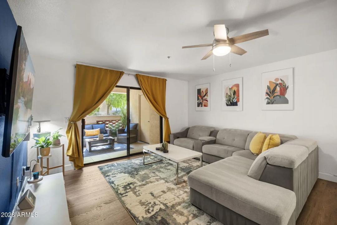 Real Estate Picture 9