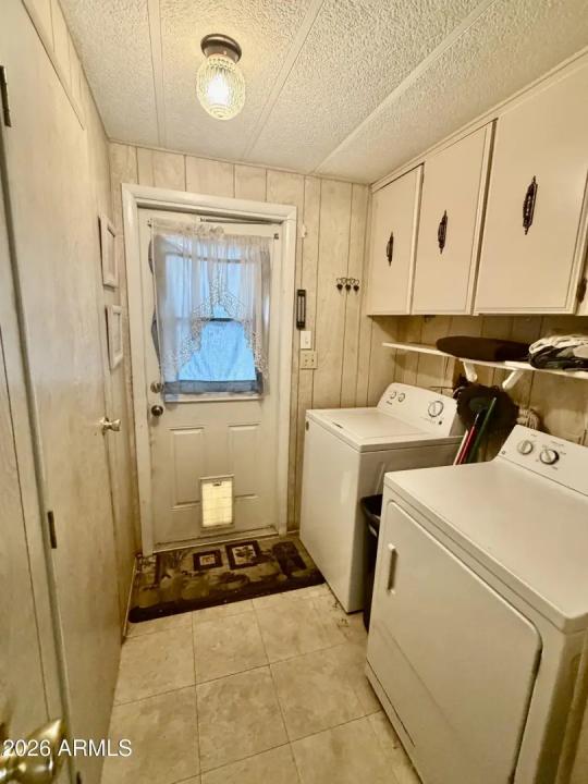 Real Estate Picture 11