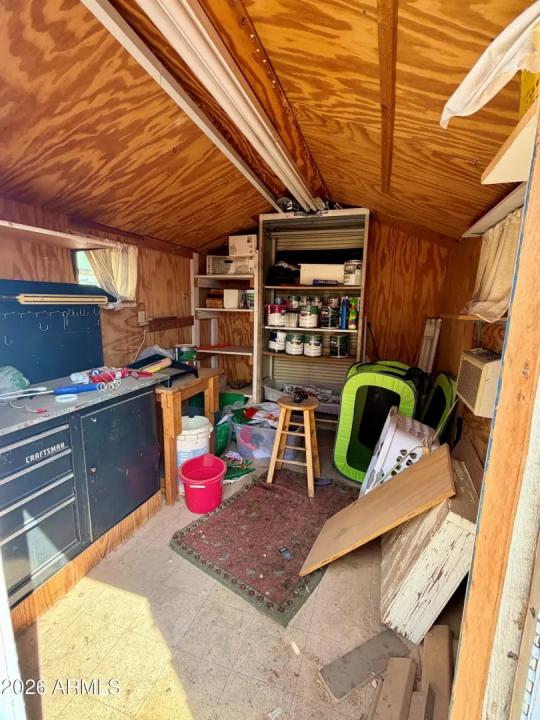 Real Estate Picture 12