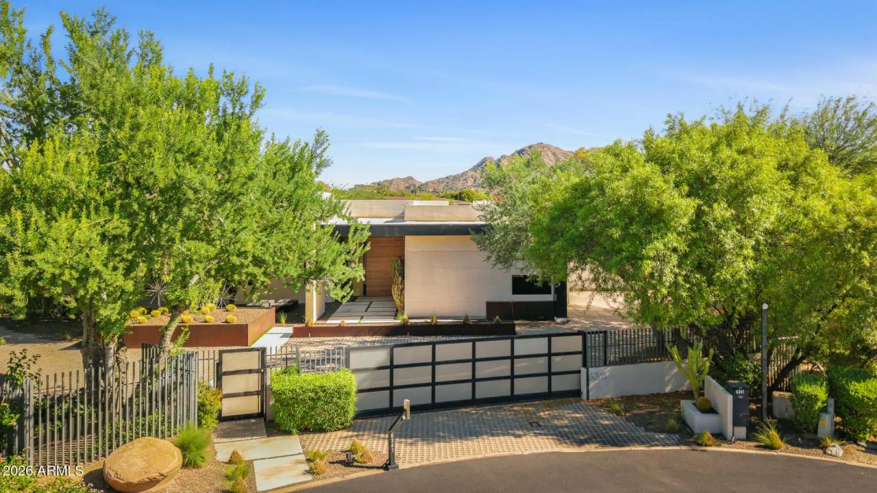 Real Estate Picture 2
