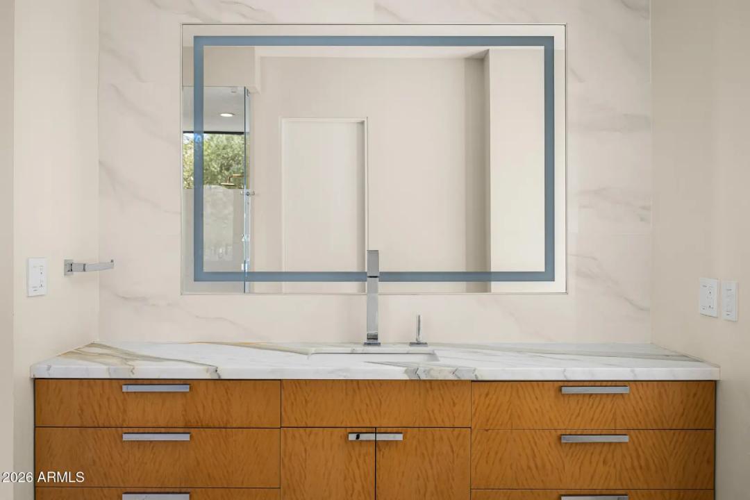 Real Estate Picture 20