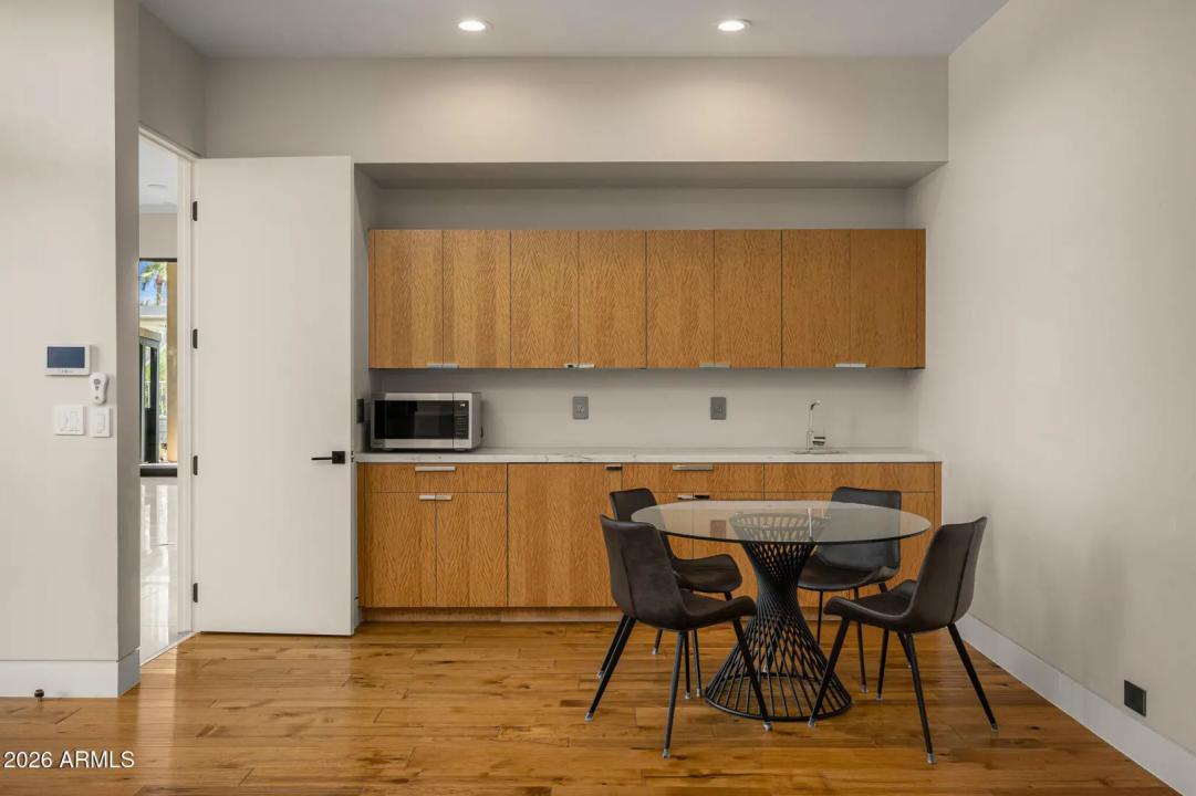 Real Estate Picture 39