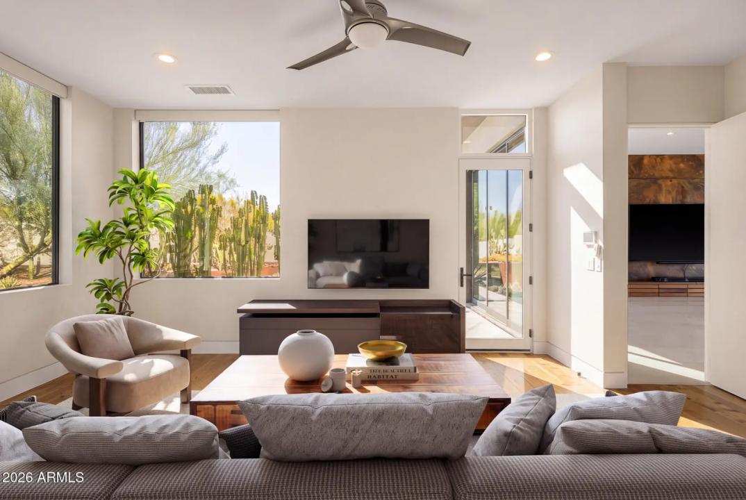 Real Estate Picture 37