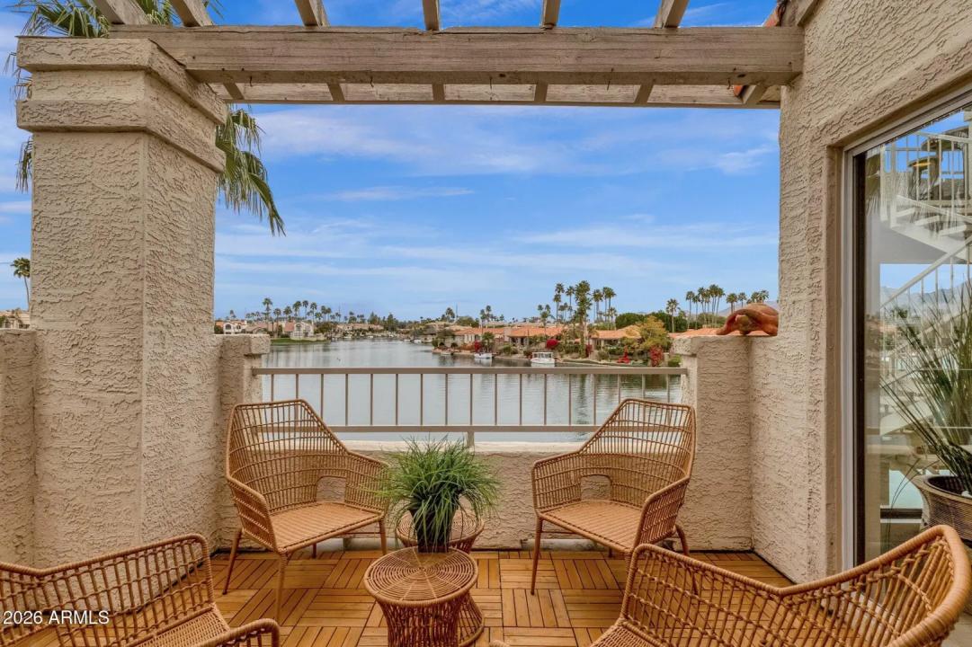 10080 E MOUNTAINVIEW LAKE Drive 244 Scottsdale AZ 85258