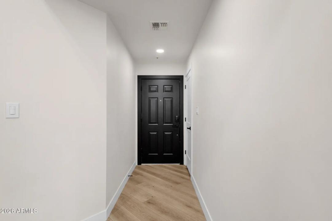 Real Estate Picture 16