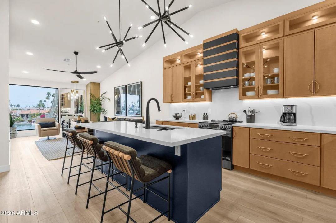 Real Estate Picture 21