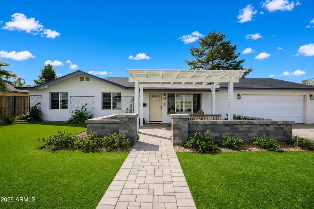 Real Estate Picture 1