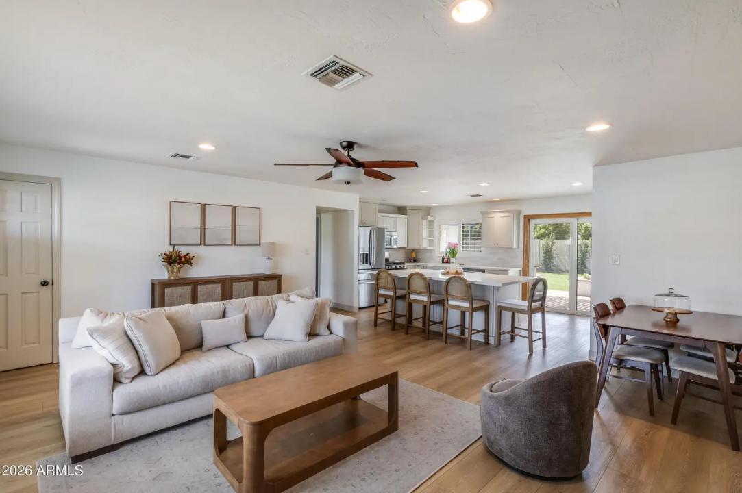 Real Estate Picture 2
