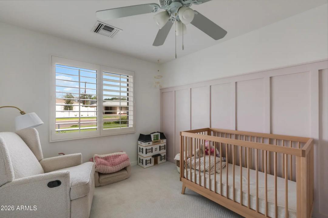 Real Estate Picture 18