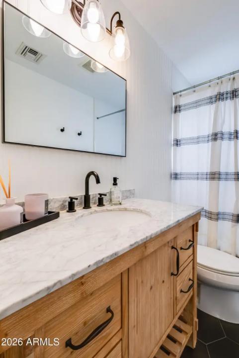 Real Estate Picture 20