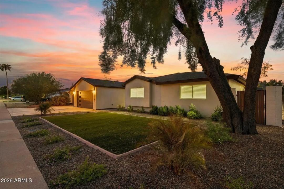 Real Estate Picture 3
