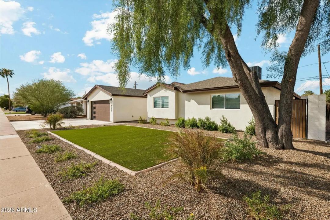 Real Estate Picture 28