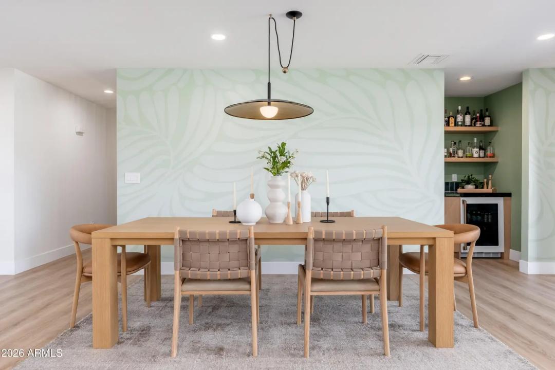 Real Estate Picture 26