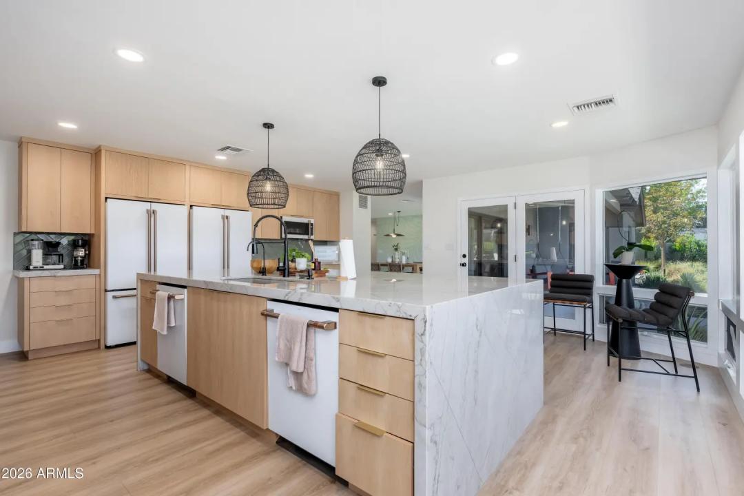Real Estate Picture 35