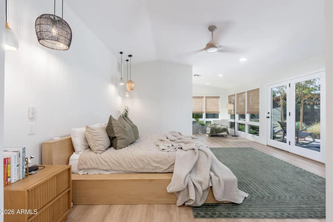 Real Estate Picture 39