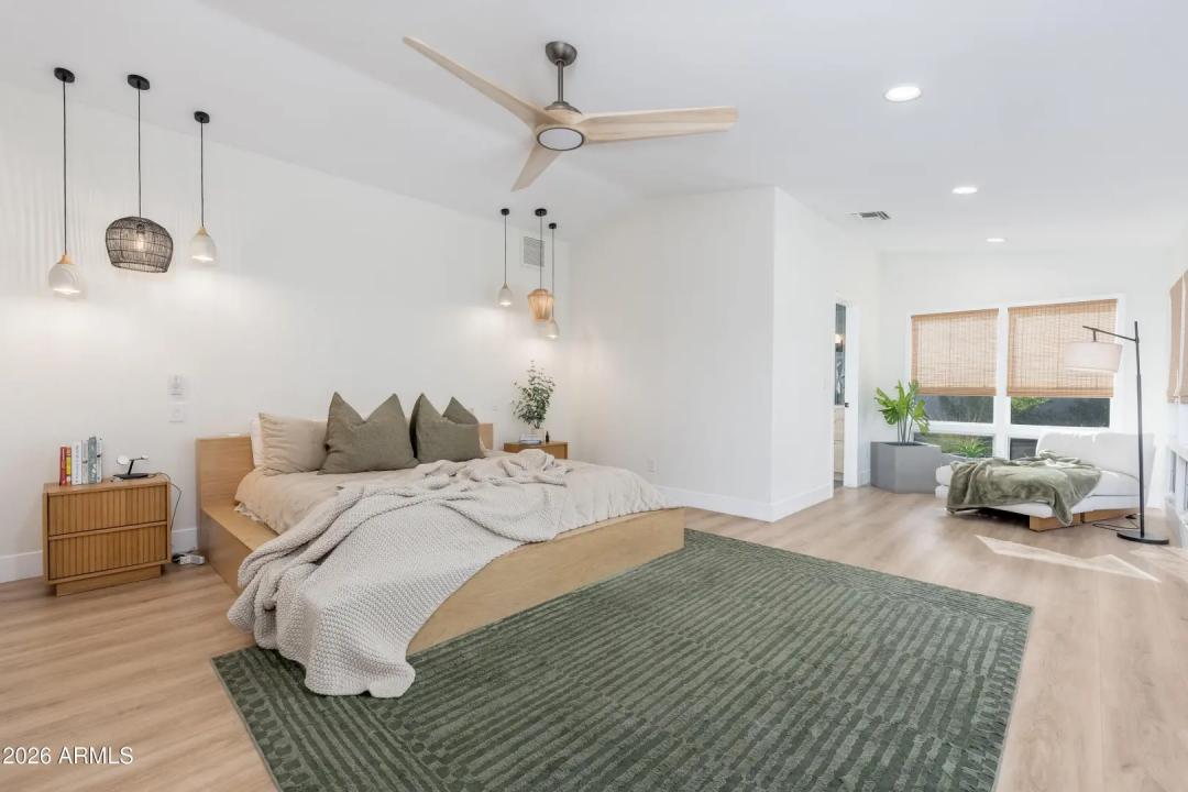 Real Estate Picture 41
