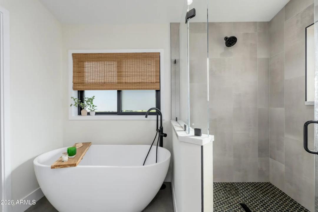 Real Estate Picture 45