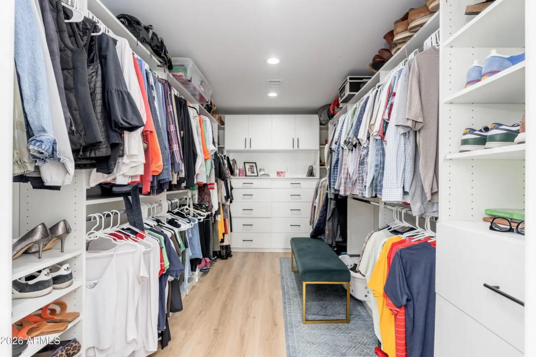 Real Estate Picture 46