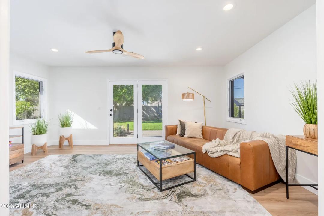 Real Estate Picture 53