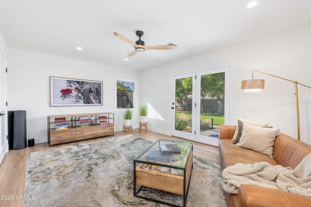 Real Estate Picture 54