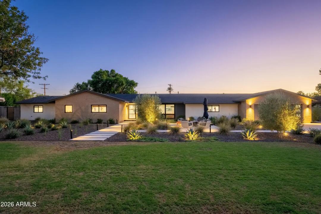 4643 E CALLE DEL MEDIO Phoenix AZ 85018 Picture 59.