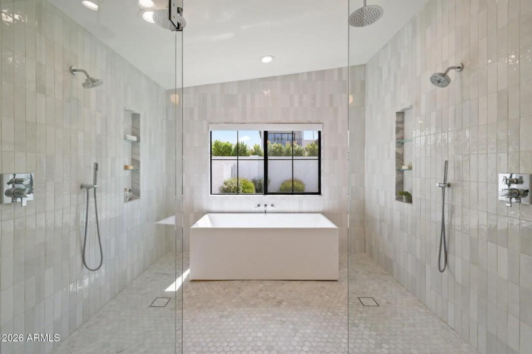 Real Estate Picture 20
