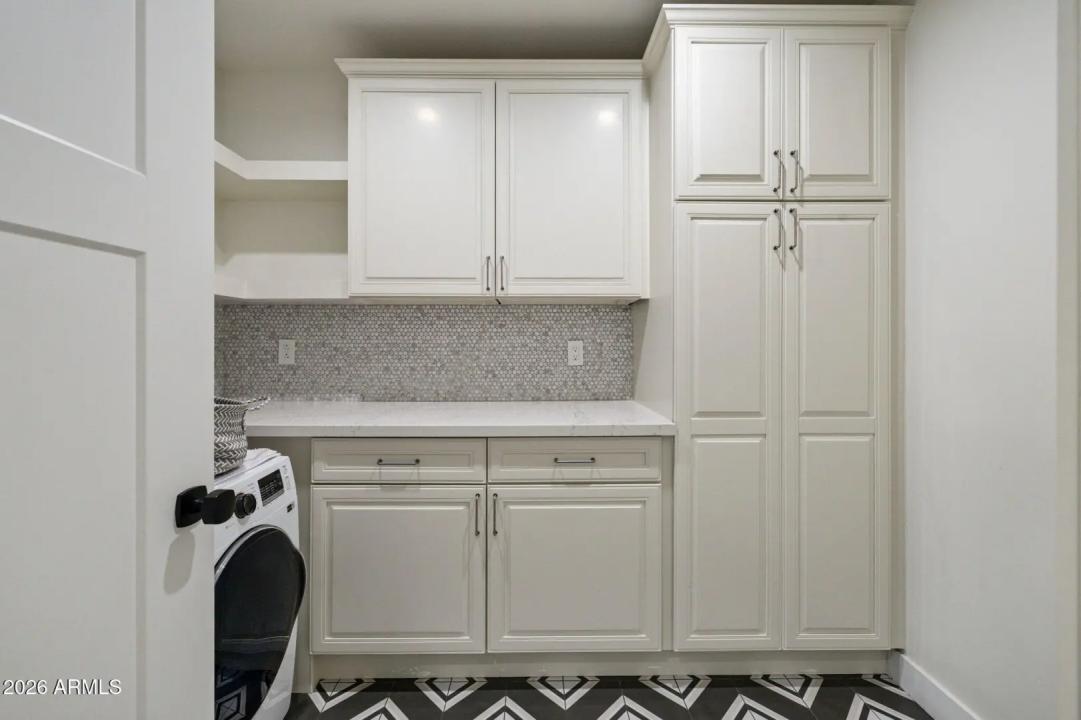 Real Estate Picture 26