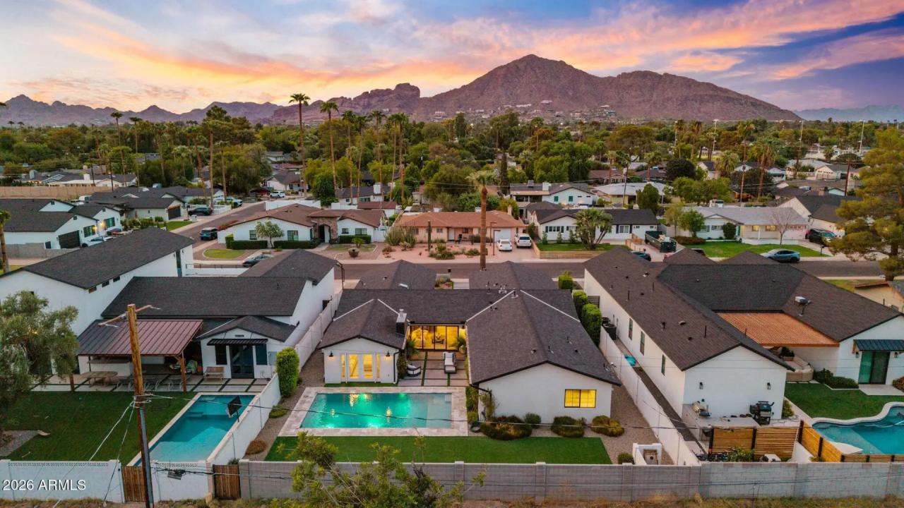 Real Estate Picture 2