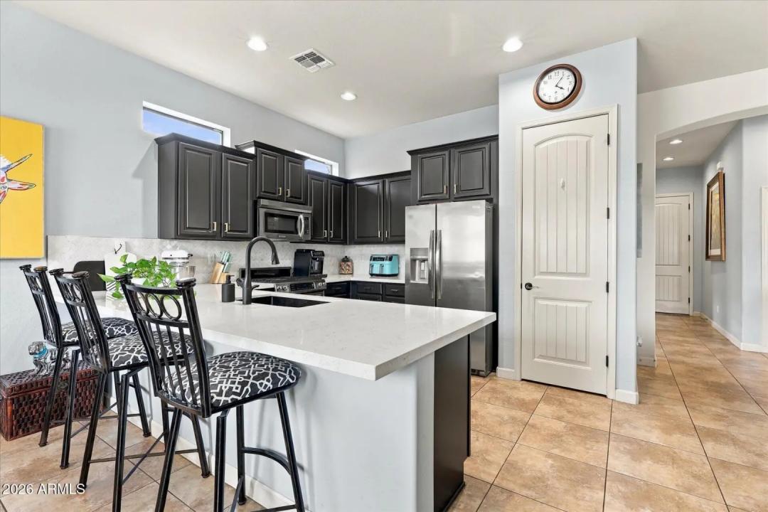 Real Estate Picture 13