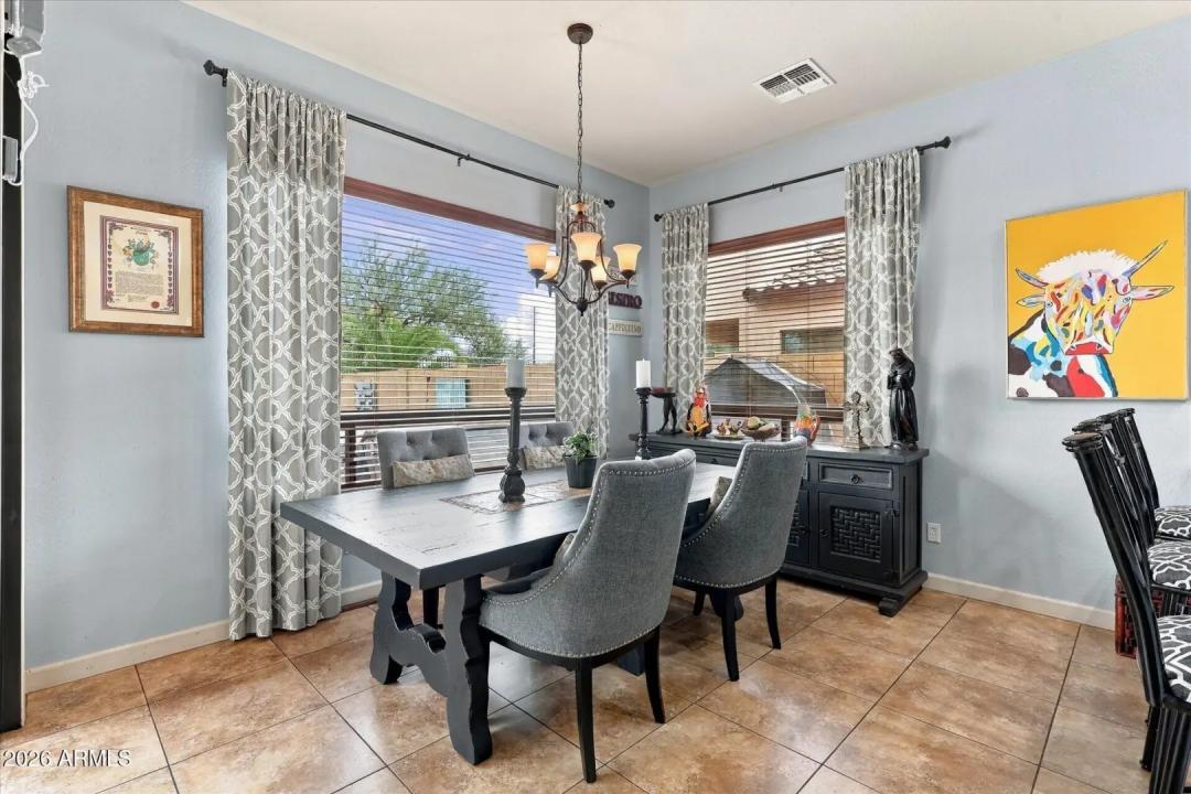 Real Estate Picture 19