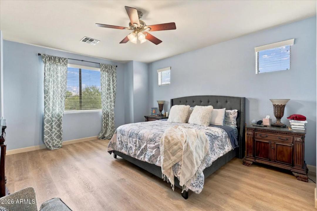 Real Estate Picture 27