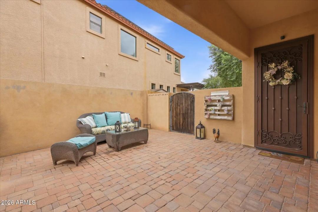Real Estate Picture 39
