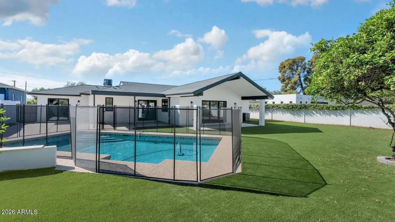 Real Estate Picture 29