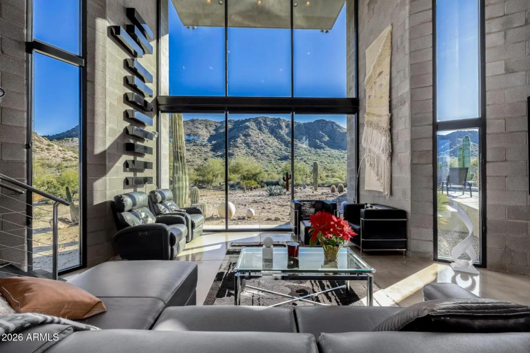 Real Estate Picture 17
